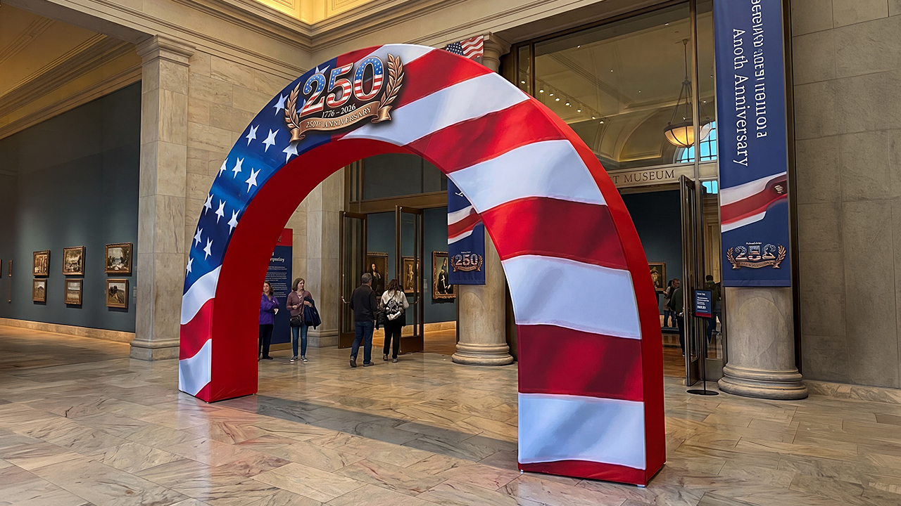 Custom Trade Show Archway Display  – Portable Fabric Event Entrance